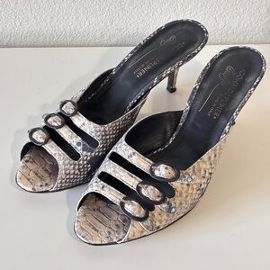 Donald J. Pliner Couture Snakeskin Lian Heels‎ Size 7.5
